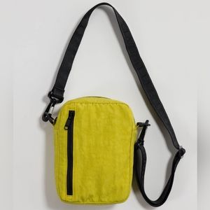Baggu Sport Crossbody in Sour/Chartreuse